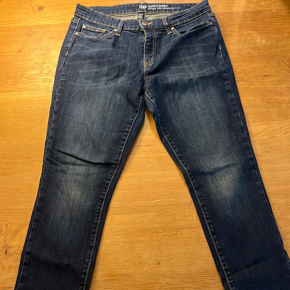 Women’s GAP size 10 jeans